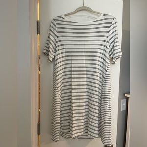 Lou & Grey T-Shirt Dress